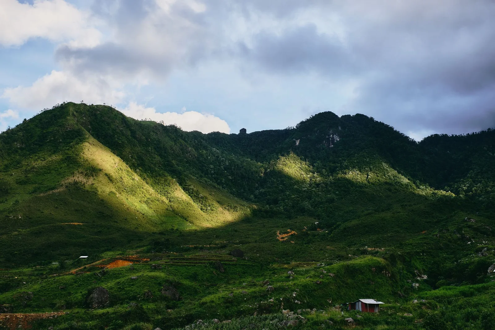 Lào Cai – Bình Biên – Mông Tự 2N1Đ