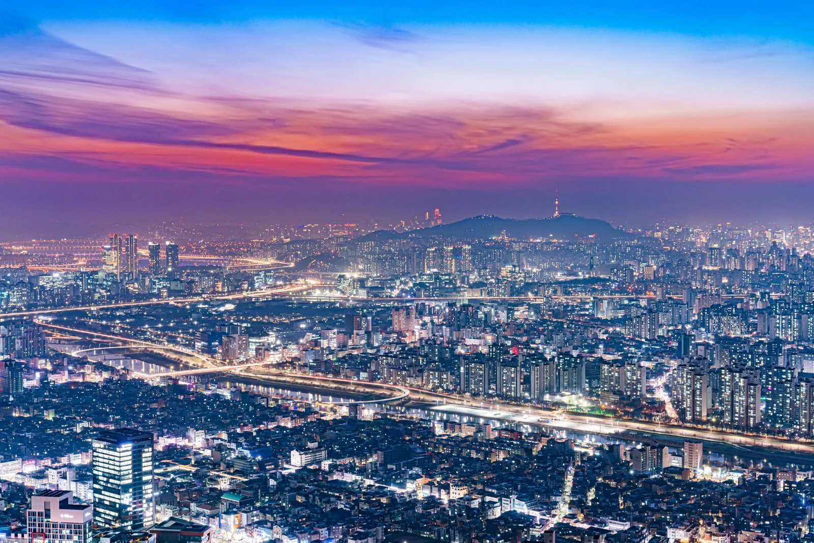 Hàn Quốc Rực Rỡ Sắc Màu 5N4Đ
