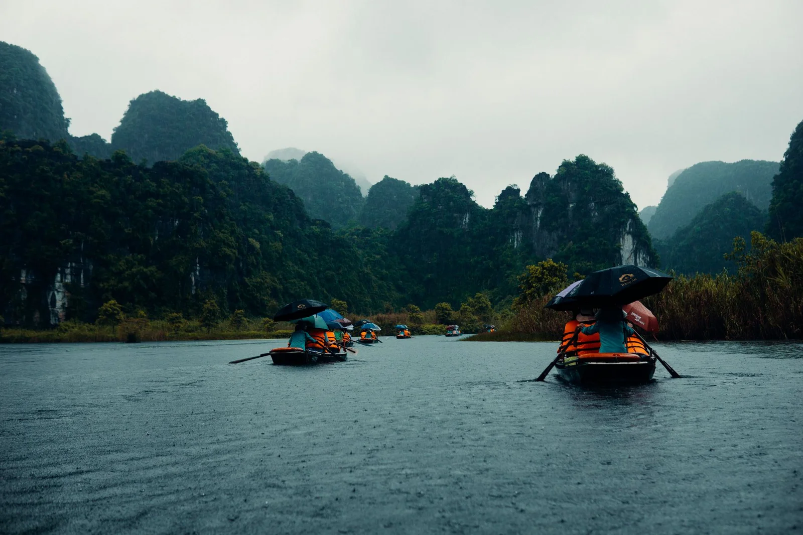 Hoa Lư – Tràng An – Hang Múa