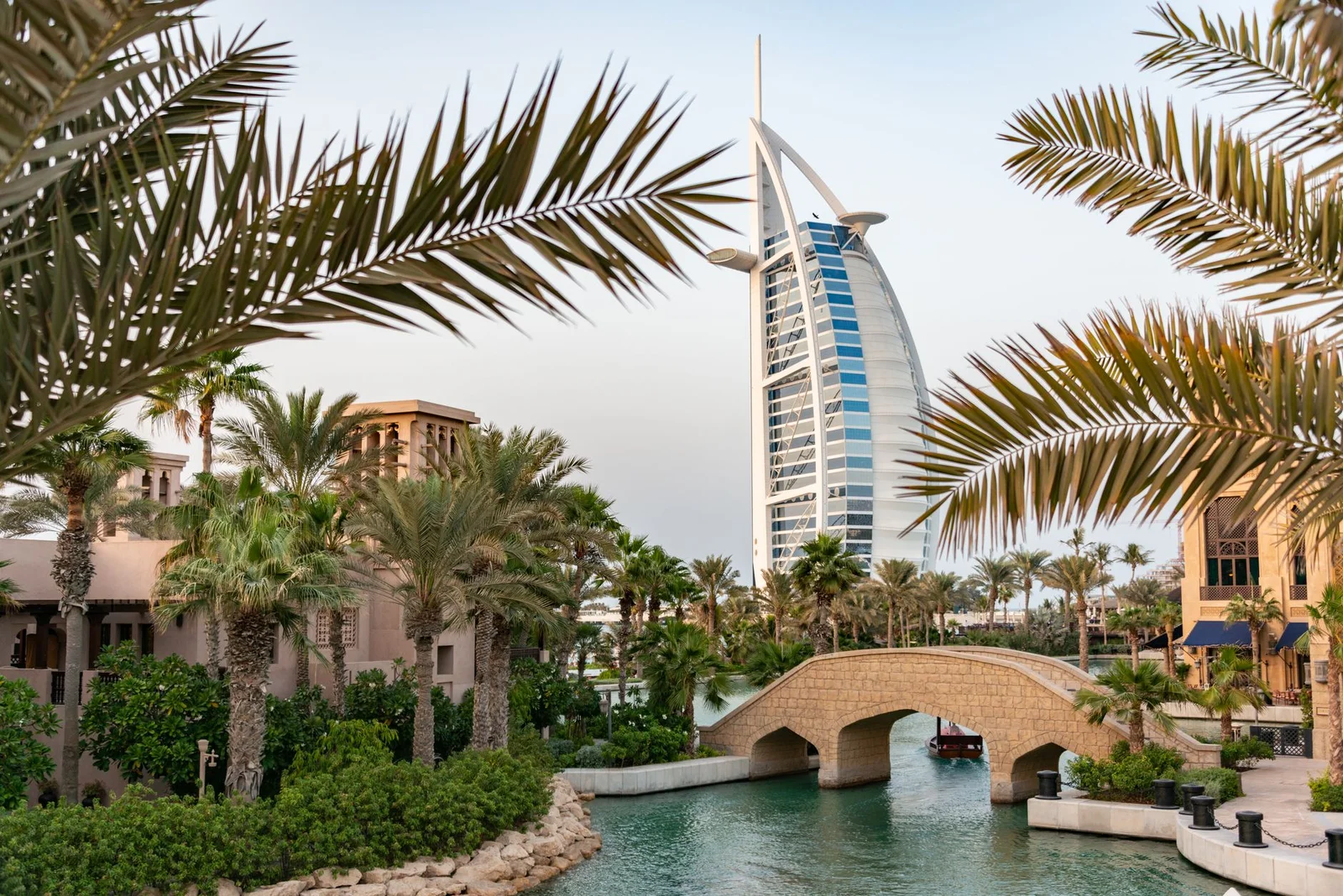 Hà Nội – Dubai – Abu Dhabi – Safari 6N5Đ